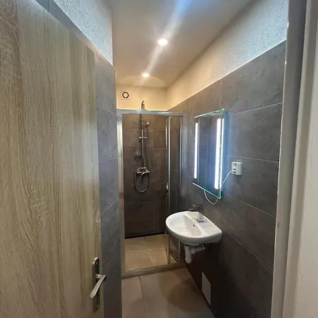 V Karlovych Varech Pro 4 Osoby Apartmán