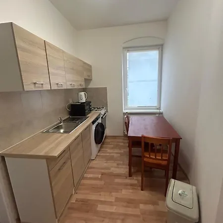 V Karlovych Varech Pro 4 Osoby Apartmán *