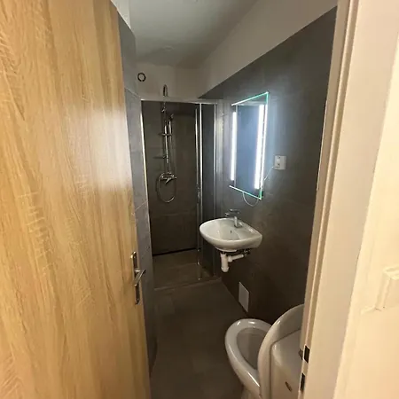 V Karlovych Varech Pro 4 Osoby Karlovy Vary
